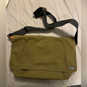 Jack Spade Olive Green Canvas Messenger Bag – Shoulder / Crossbody